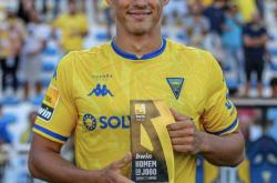 开云体育app包含赛地聚焦——葡超清晨热度飙升，AC米兰复出首秀，引发热议，团队化学反应显著的词条