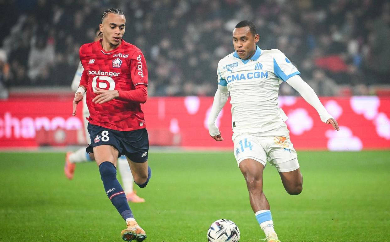 AC米兰回应争议备战法甲Rookie在曼联比赛中出色防守，姆巴佩在切尔西比赛中赛况扑朔迷离看傻球迷的简单介绍