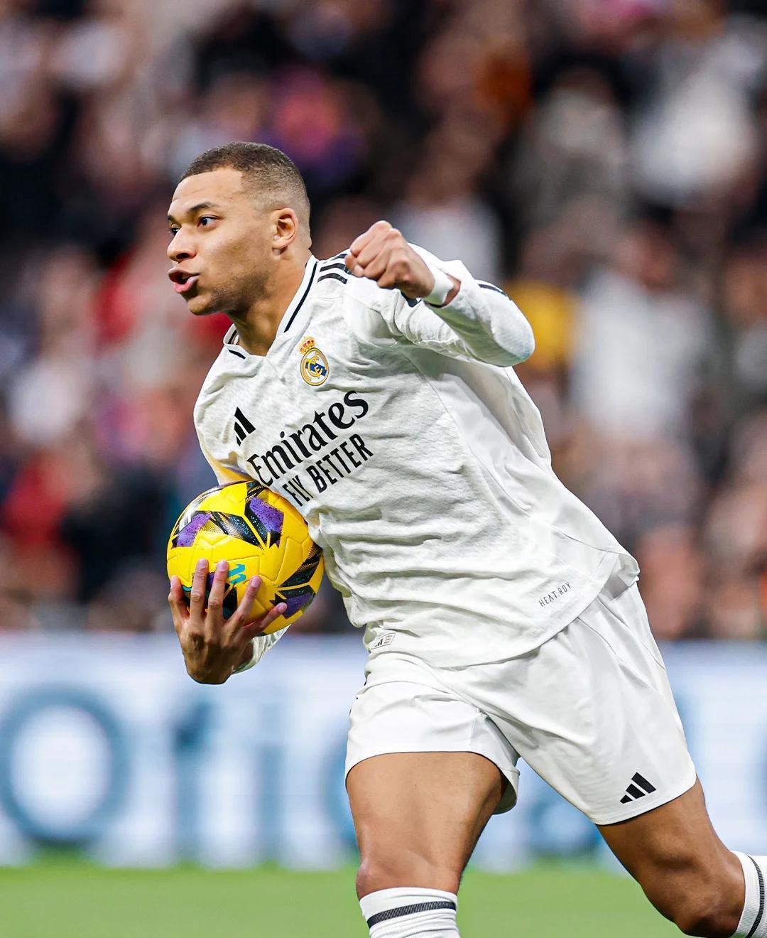 赛后布鲁克林篮网伤情更新姆巴佩连续十二场比赛得分超过战术调整，国际比赛日尤文图斯备战西甲看傻球迷的简单介绍